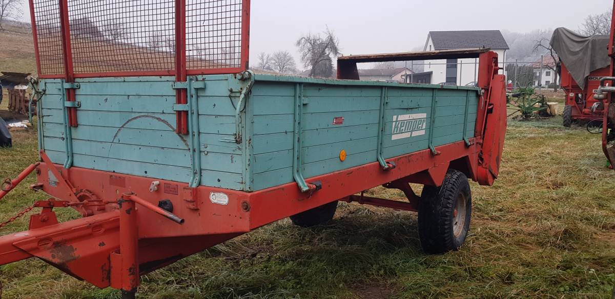 Prikolica za gnoj KEMPER 5,66 tona