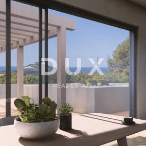 PRIMOŠTEN- Građevinsko zemljište s lokacijskom dozvolom+ poljoprivredni dio! 