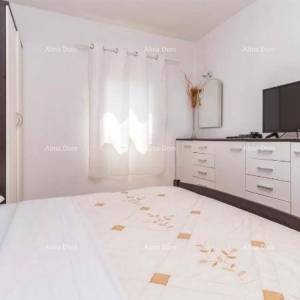 Prizemna kuća s bazenom  na mirnoj lokaciji, Pula