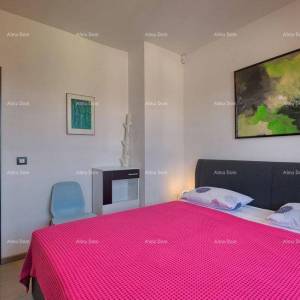 Prizemnica s bazenom! Blizina mjesta Savičente.