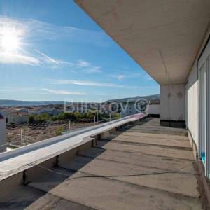 Prodaja, 3soban penthouse, novogradnja K. Novi, s garažom
