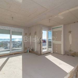 Prodaja, 3soban penthouse, novogradnja K.Novi, garaža, lift