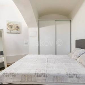 Prodaja, Donji grad, 1-soban stan, novouređeno