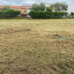 Prodaja građevinskog zemljišta s projektom i ishodovanom građevinskom dozvolom za 8 stanova, Tar!