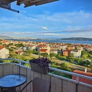 Prodaja, K.Gomilica, trosoban, namješten stan, 2.kat