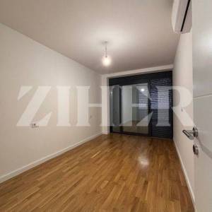 PRODAJA, KRK, DVA LUKSUZNA DVOETAŽNA APARTMANA S KROVNIM BAZENIMA