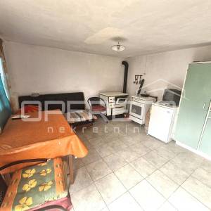 Prodaja, Kuća, Centar, Kaniža Gospička, Samostojeća, 123m2