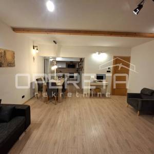 Prodaja, Kuća, Kaštel Sućurac, Kaštela, Dvojni objekt, 332m2