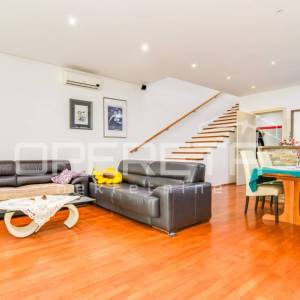 Prodaja, Kuća, Vrapče, Jačkovina, Samostojeća, 374m2