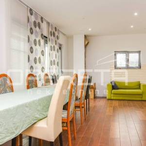 Prodaja, Kuća, Vrapče, Jačkovina, Samostojeća, 374m2