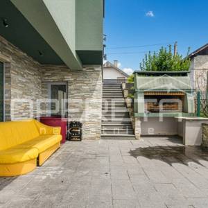 Prodaja, Kuća, Vrapče, Jačkovina, Samostojeća, 374m2