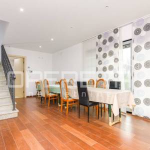 Prodaja, Kuća, Vrapče, Jačkovina, Samostojeća, 374m2