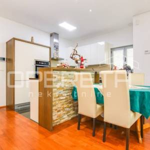 Prodaja, Kuća, Vrapče, Jačkovina, Samostojeća, 374m2