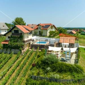 Prodaja, Kuća, Vrhovac, Grandić Breg , Samostojeća, 125m2