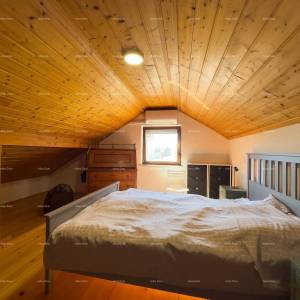 Prodaja kuće na odličnoj lokaciji u neposrednoj blizini Pulske arene, centar!