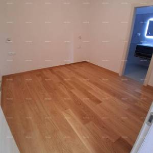 Prodaja - luksuzna kuća na velikoj okućnici s bazenom, wellness sobom i teretanom, blizina Poreča!