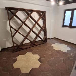 Prodaja - luksuzna kuća na velikoj okućnici s bazenom, wellness sobom i teretanom, blizina Poreča!