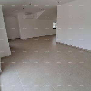 Prodaja - luksuzna kuća na velikoj okućnici s bazenom, wellness sobom i teretanom, blizina Poreča!