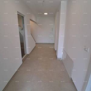 Prodaja - luksuzna kuća na velikoj okućnici s bazenom, wellness sobom i teretanom, blizina Poreča!