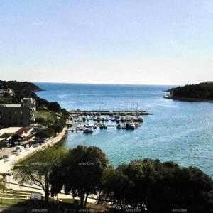 Prodaja luksuznog stana, prvi red do mora, Pješčana uvala!