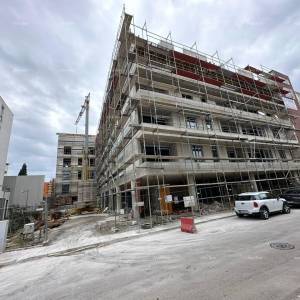 Prodaja moderan , luksuzan stan  u novogradnji, blizina tržnicePula!