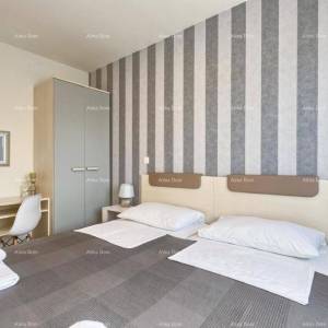 Prodaja moderne vile sa 5 zasebnih apartmana, Pula!