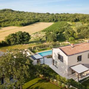 Prodaja moderne vile sa bazenom i wellness-om, okolica Vrsara!