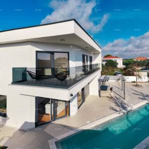 Prodaja - novoizgrađena, moderna i ekskluzivna vila s bazenom, Volme, Pula!