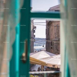 Prodaja- obiteljski hotel u srcu stare jezgre ribarskog grada, Fažana! 100 m od mora!