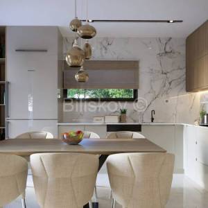 Prodaja, Pakoštane kuća 293 m2, terasa, prvi red do mora