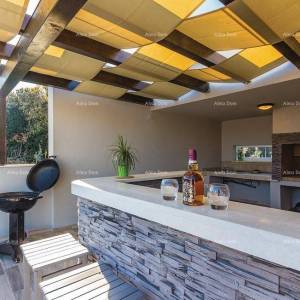 Prodaja prekrasne vile, Šišan!  Pula