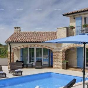 Prodaja prekrasnih vila sa bazenima na atraktivnoj lokaciji, Pošesi, Medulin!