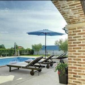 Prodaja prekrasnih vila sa bazenima na atraktivnoj lokaciji, Pošesi, Medulin!