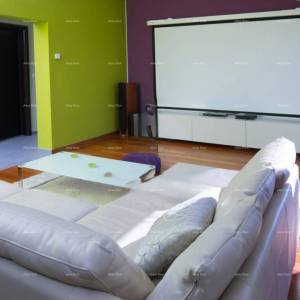 Prodaja - Prelijepa kuća s apartmanima i restoranom, Pula! Pogled na more!