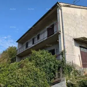 Prodaja samostojeće kuće s okućnicom i vrtom - Pazin