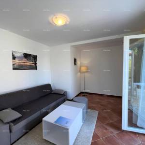 Prodaja  samostojeće kuće u Medulinu, 150m do plaže. Pošesi.