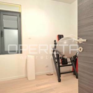 Prodaja, Stan, Čehi, Sisačka cesta , 3s, 75m2