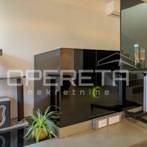 Prodaja, Stan, Centar, Centar, 3s, 153m2