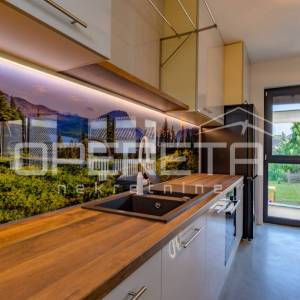 Prodaja, Stan, Centar, Centar, 3s, 153m2