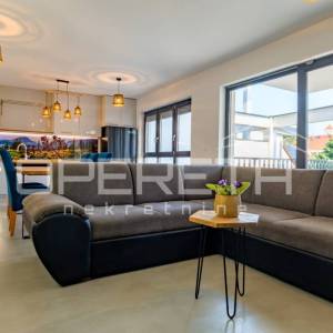 Prodaja, Stan, Centar, Centar, 3s, 153m2