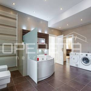 Prodaja, Stan, Centar, Centar, 1s, 228m2