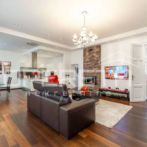 Prodaja, Stan, Centar, Centar, 1s, 228m2