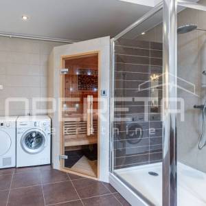 Prodaja, Stan, Centar, Centar, 1s, 228m2