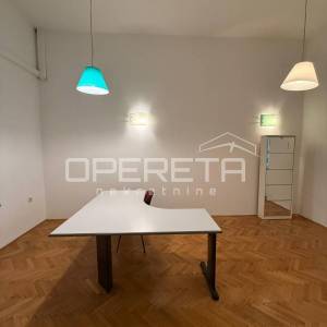 Prodaja, Stan, Centar, Centar, 4s, 231m2