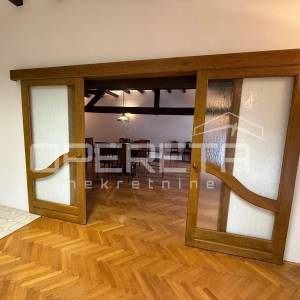 Prodaja, Stan, Centar, Centar, 4s, 231m2