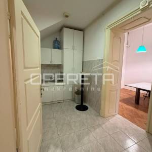 Prodaja, Stan, Centar, Centar, 4s, 231m2