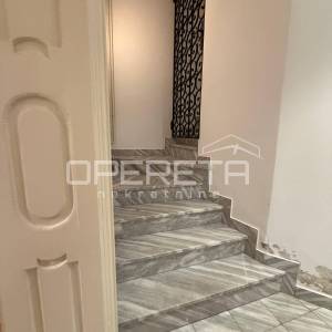 Prodaja, Stan, Centar, Centar, 4s, 231m2