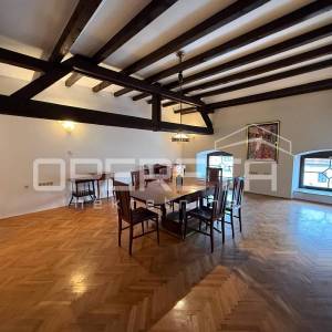 Prodaja, Stan, Centar, Centar, 4s, 231m2