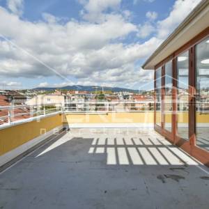 Prodaja, Stan, Centar, Grada Mainza, 2,5s, 97m2