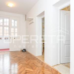 Prodaja, Stan, Centar, Trg Petra Zrinskog , 2s, 61m2